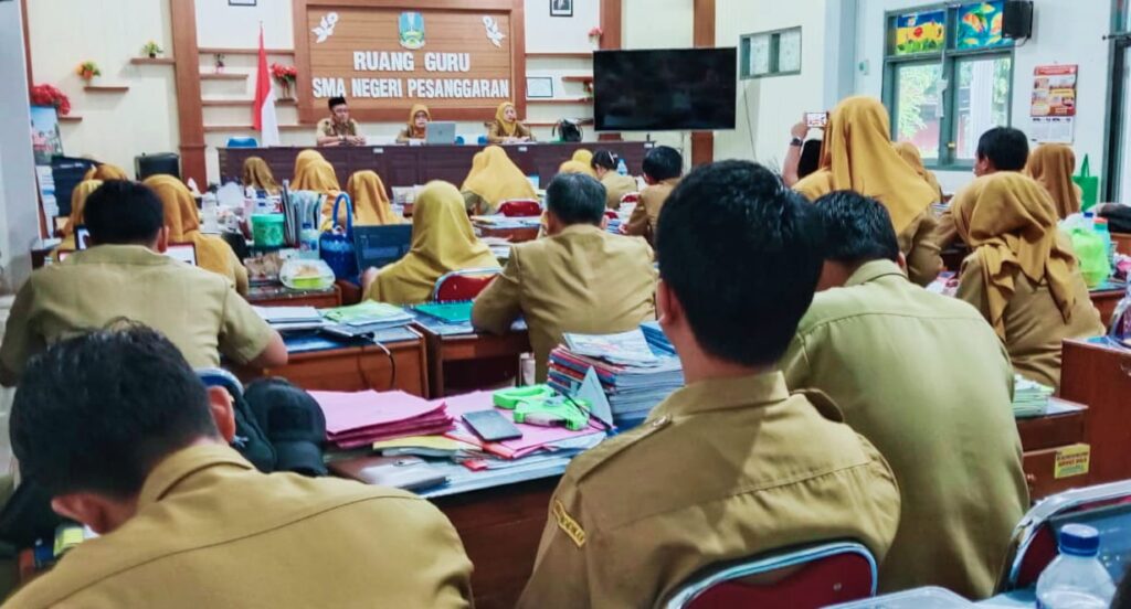 2025 Rapat pleno